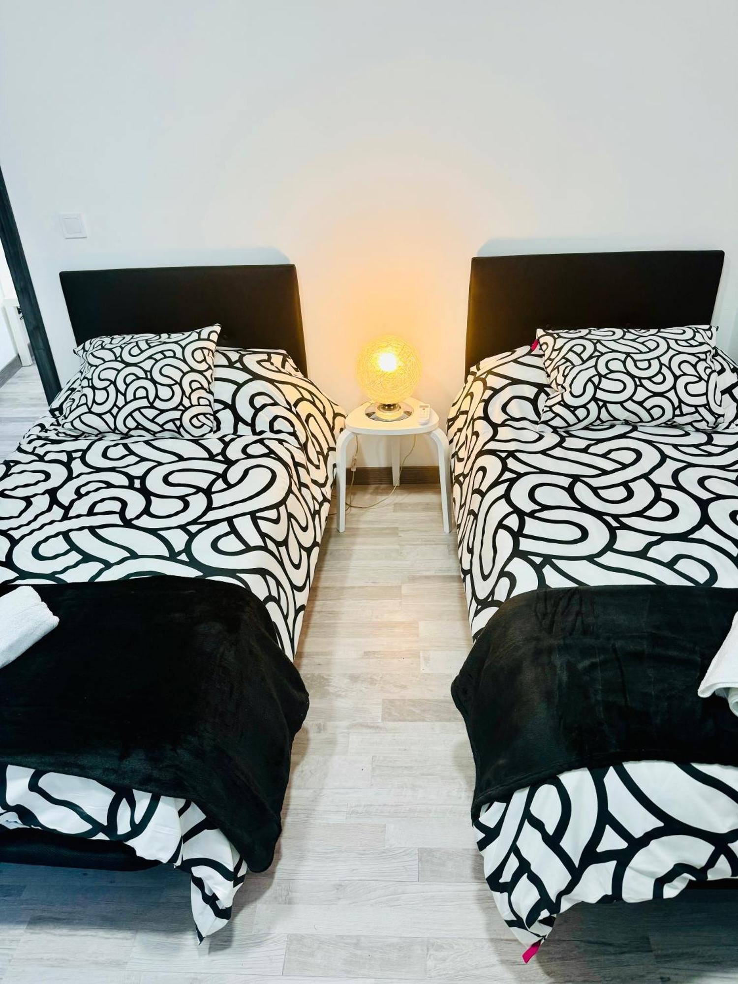 Duplex Th Sanse Norte San Sebastián de los Reyes Esterno foto
